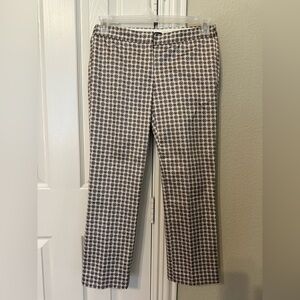J. Crew City Fit trouser in size 0 - excellent used condition.